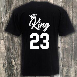Zwart heren t-shirt met witte bedrukking King 23 voor Koningsdag