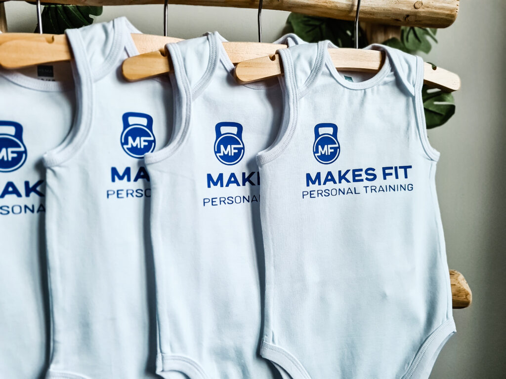 Rompers bedrukt met logo van bedrijfs.